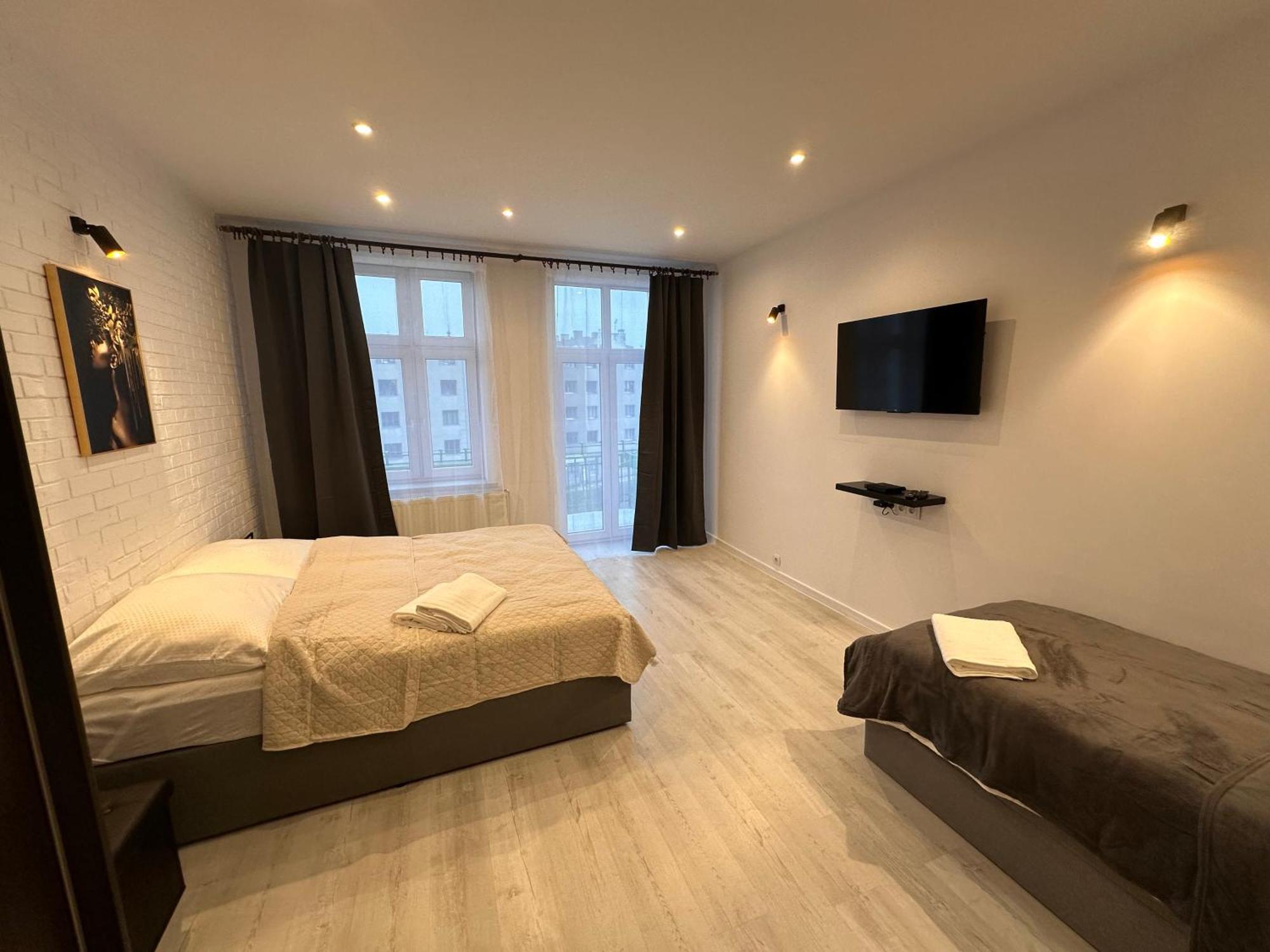 Apartamenty Ktw Central Station Katoviçe Dış mekan fotoğraf