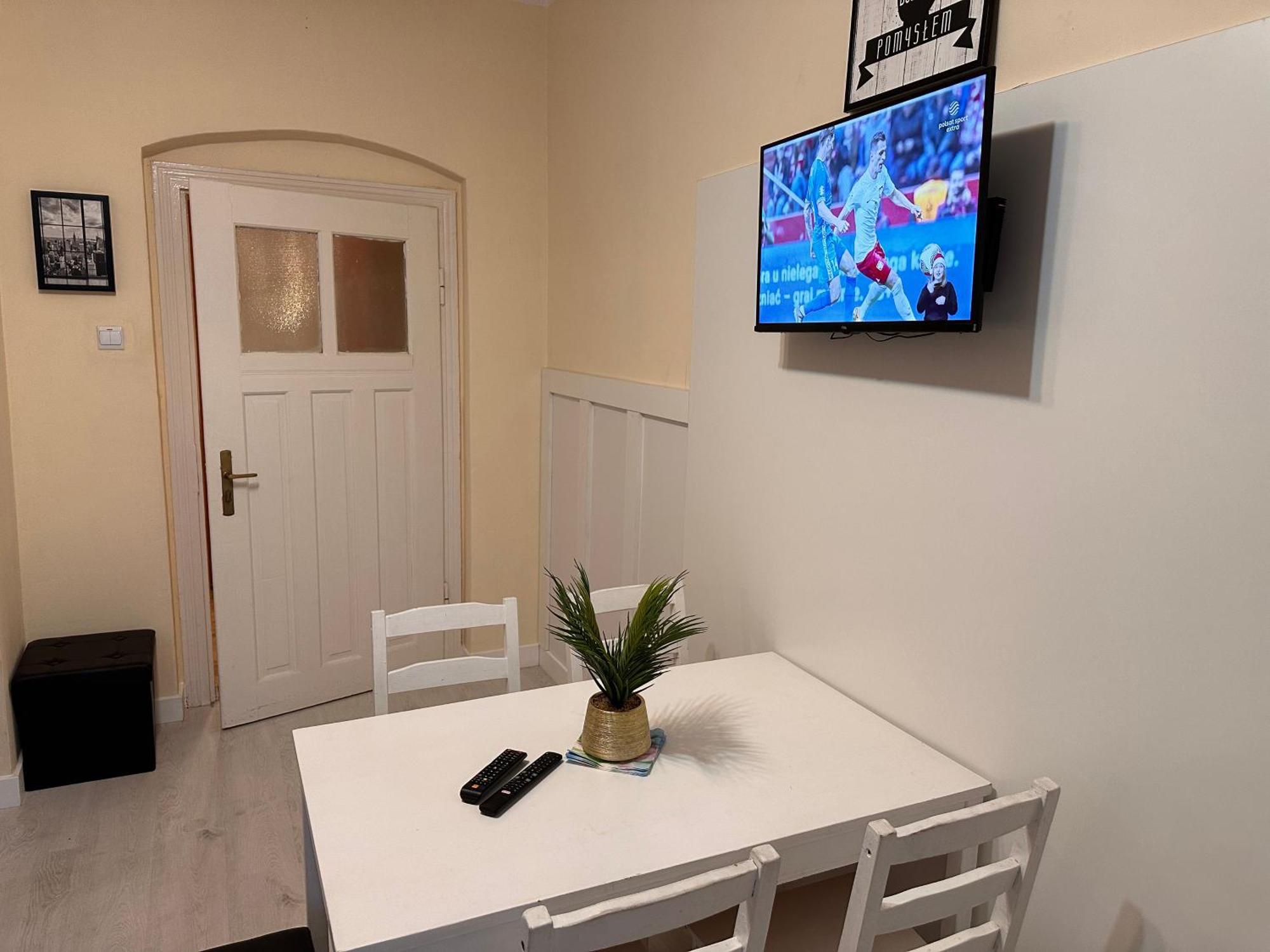 Apartamenty Ktw Central Station Katoviçe Dış mekan fotoğraf