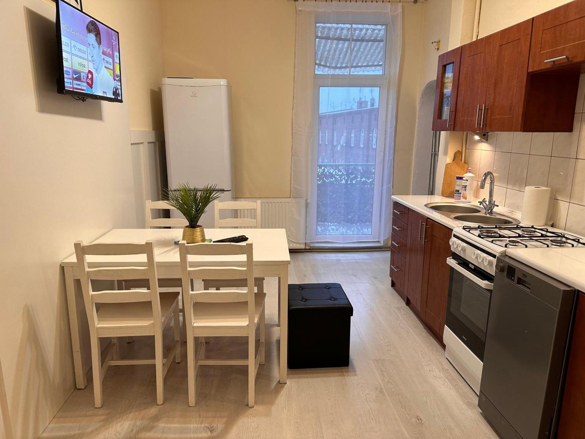 Apartamenty Ktw Central Station Katoviçe Dış mekan fotoğraf