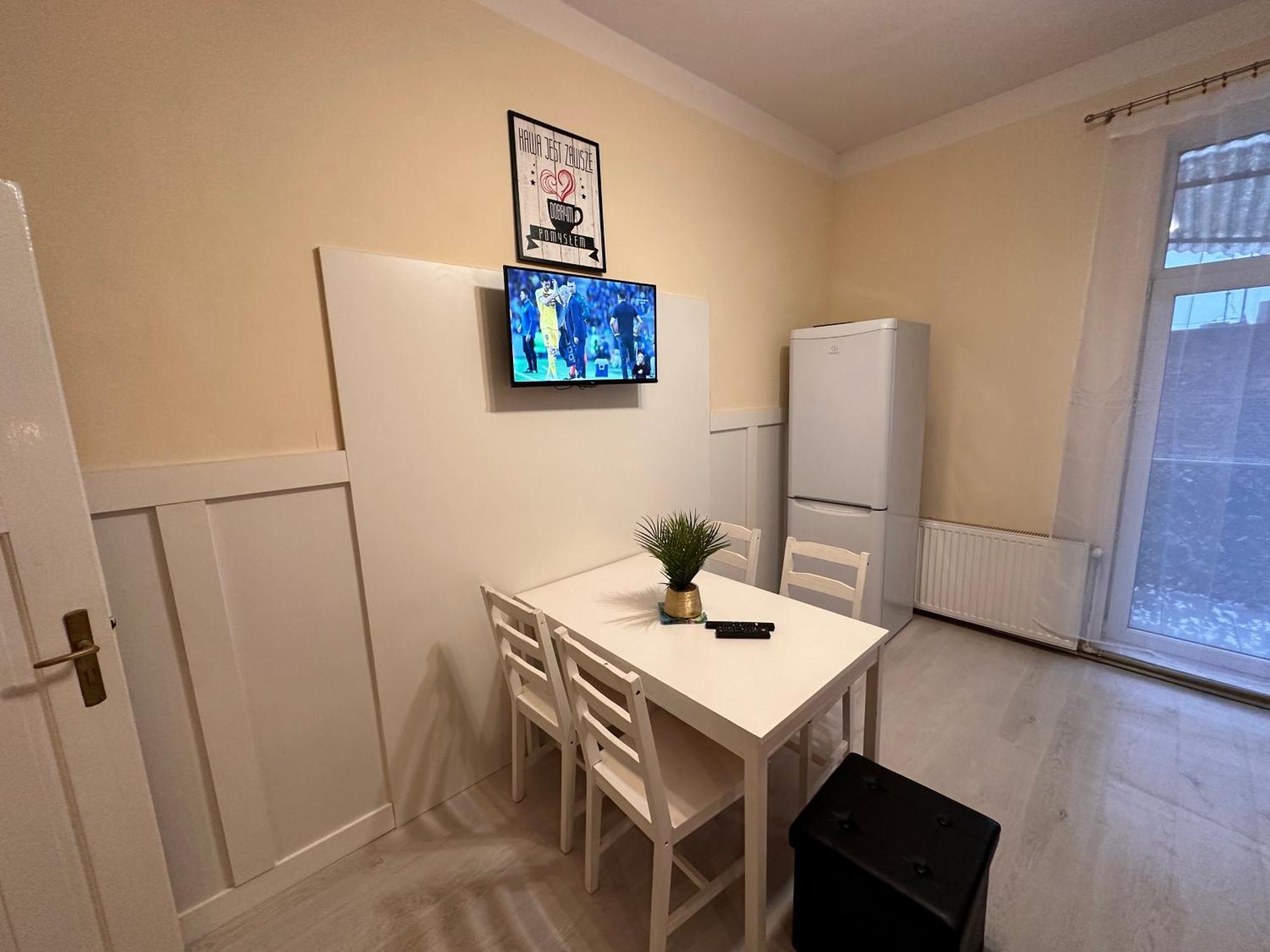 Apartamenty Ktw Central Station Katoviçe Dış mekan fotoğraf
