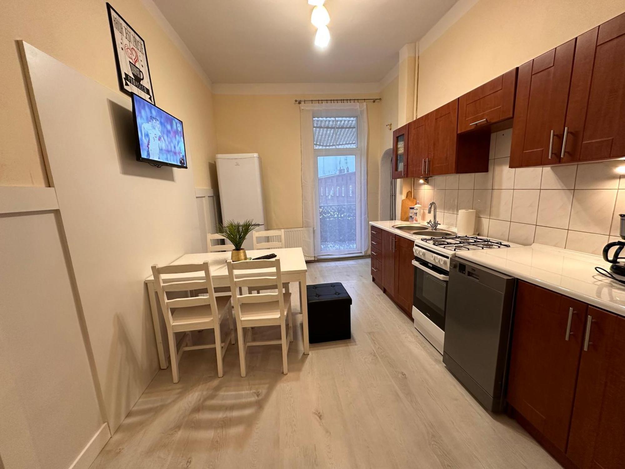 Apartamenty Ktw Central Station Katoviçe Dış mekan fotoğraf