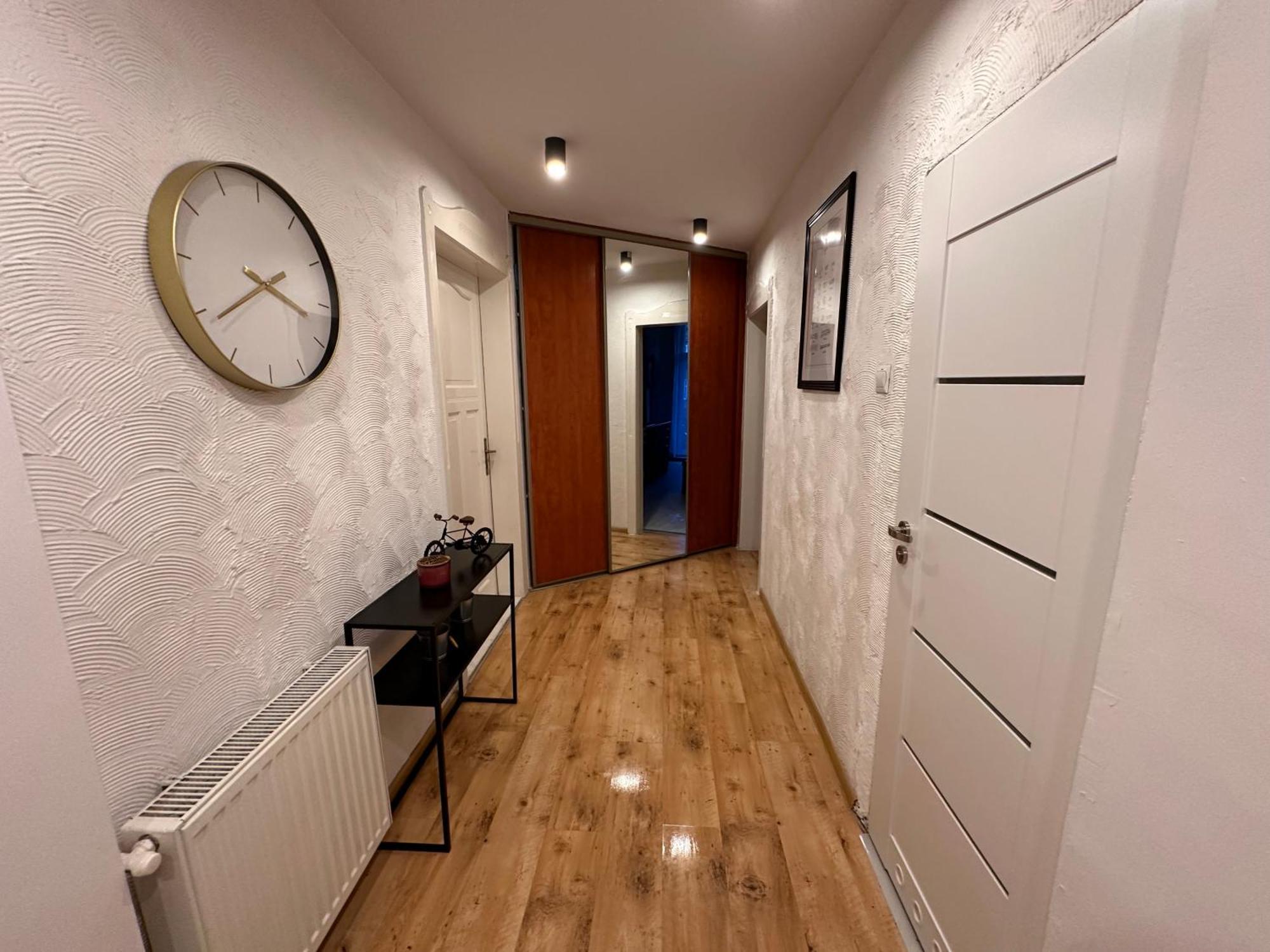Apartamenty Ktw Central Station Katoviçe Dış mekan fotoğraf